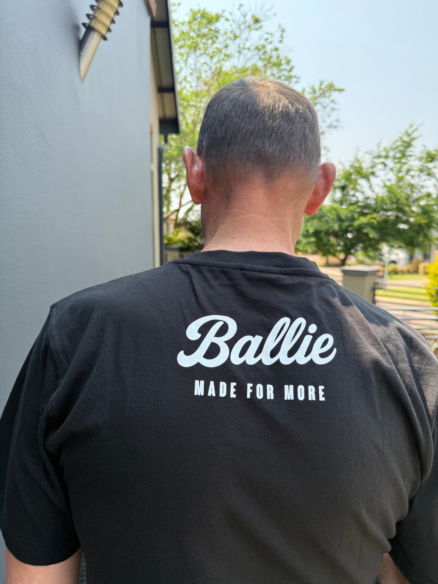 Ballie Tee - Black