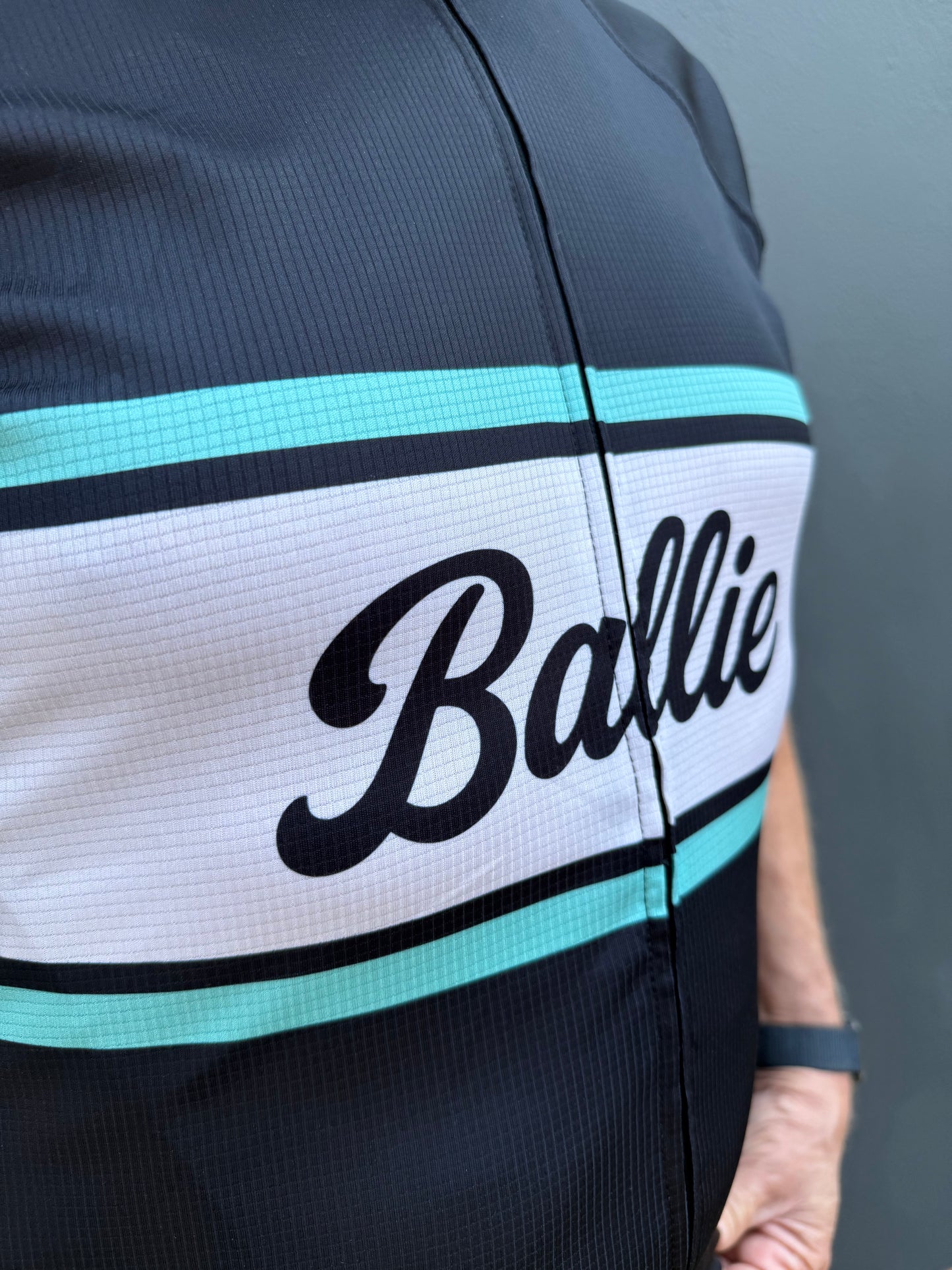Ballie Retro Jersey - Black